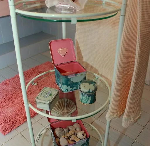 Ada Bed and Breakfast 4*