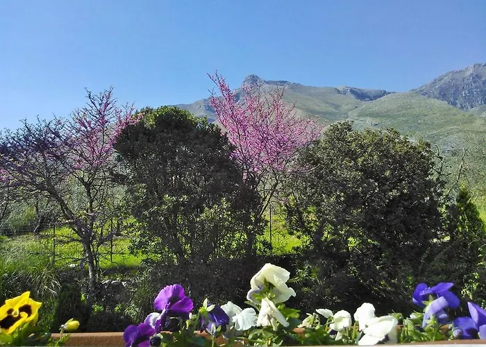 Ada Bed and Breakfast